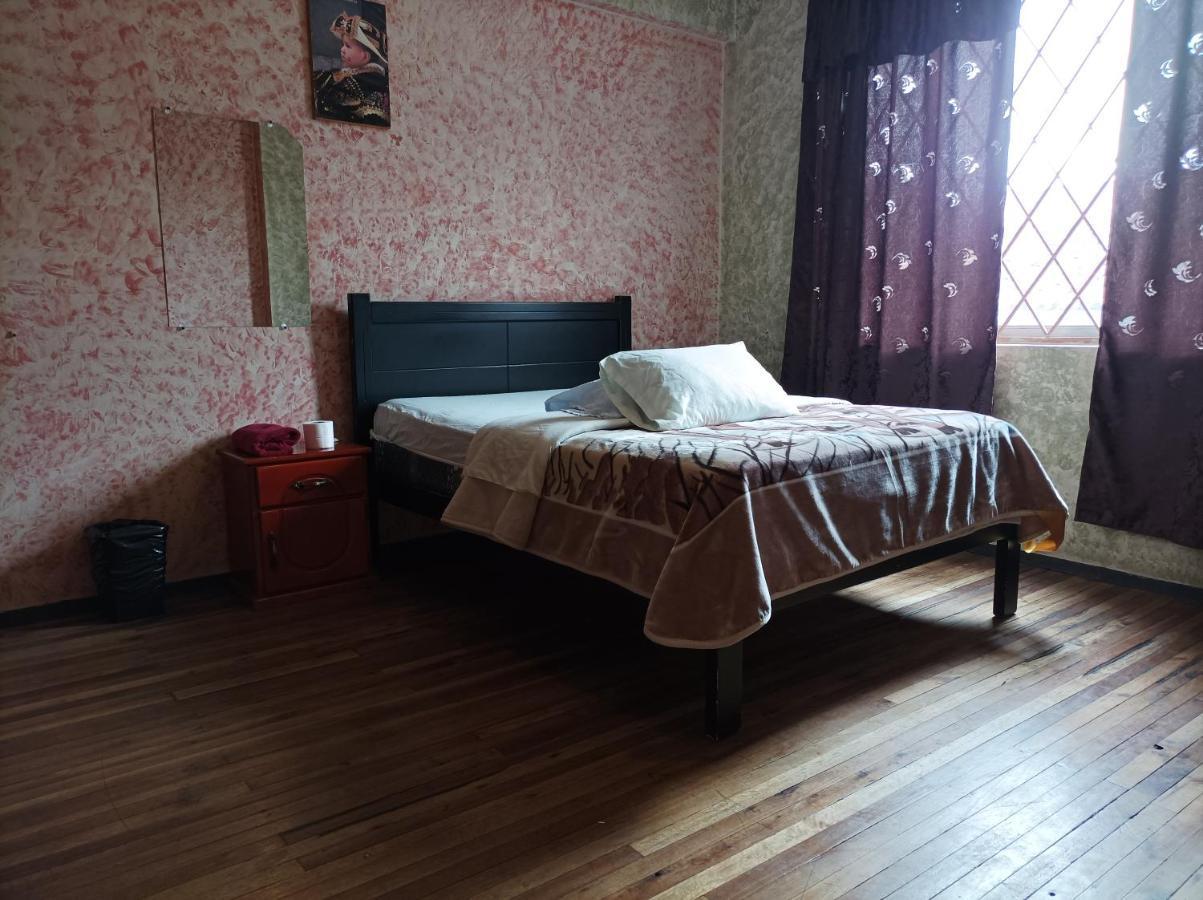 La Perla Cuencana Hostal Buitenkant foto